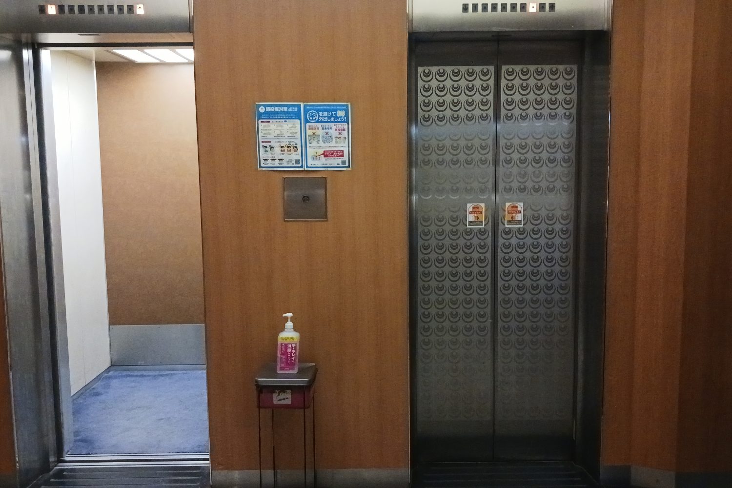 プレイス新潟エレベーター