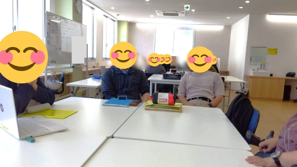 サイコロトークをする様子。