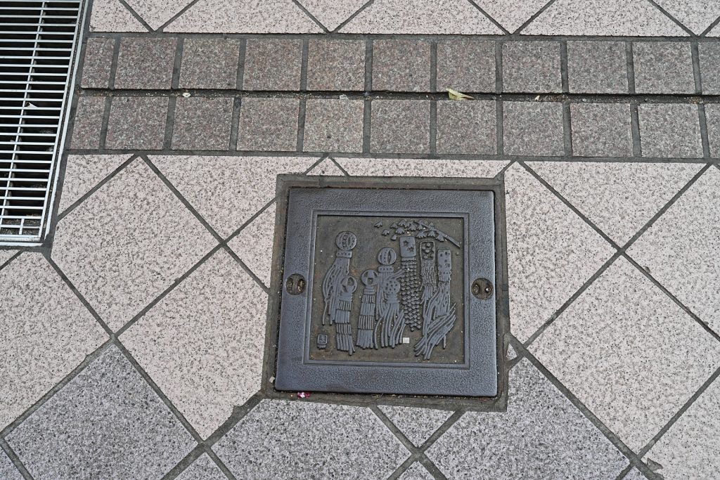 街で見かける竹用マンホール