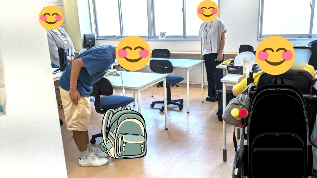 面接に向けた深いお辞儀の練習をする様子。