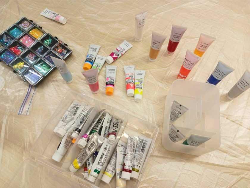 絵の具がいっぱい