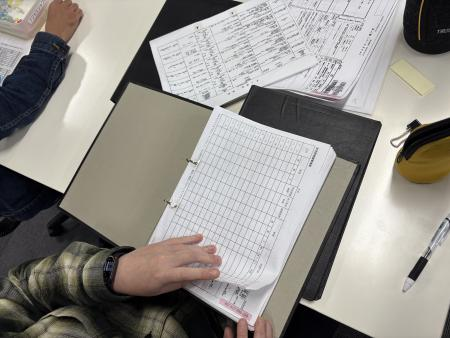 書類整理、事務仕事