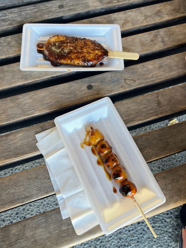 五平餅とダンゴの画像