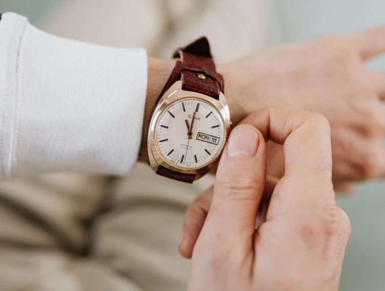 時間管理をしている画像