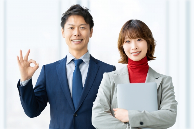 男女二人の画像